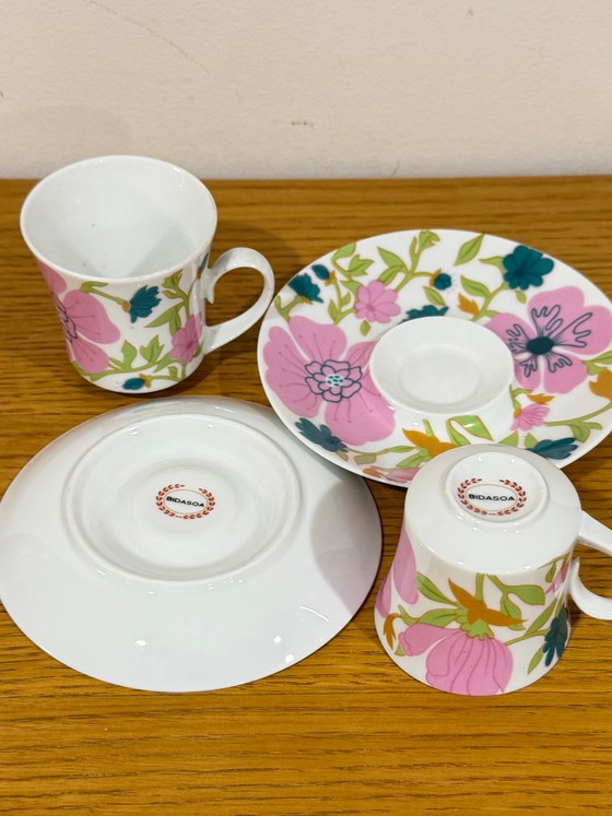Vintage Bidasoa Porcelain Coffee Set - 12 Place Settings / 27 Pieces in Impeccable Condition - 1970s (photo 6 of 21)
