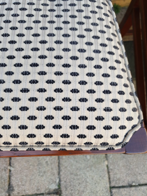 4 Schuitema eetkamer stoelen 