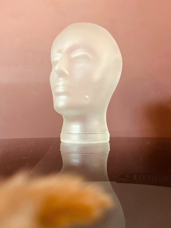 Image 1 of Design Glaskopf im Stil der 80er Jahre