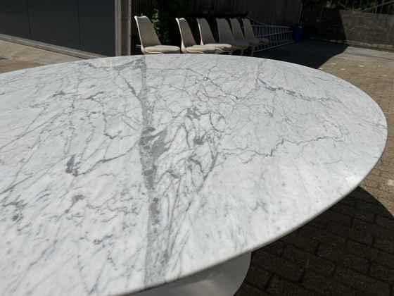 Image 1 of Tavolo ovale Knoll Tulip originale e 6 sedie Knoll Tulip in ottime condizioni!