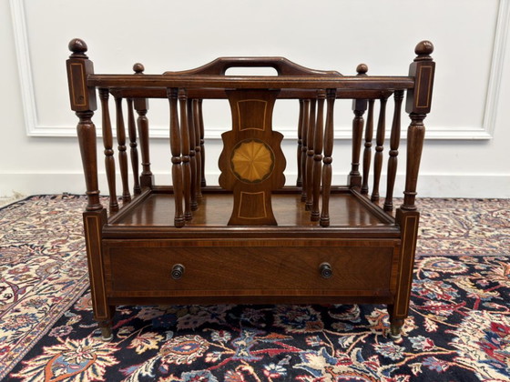 Antique English Edwardian Magazine rack – Wood, Brass (photo 8 of 10)