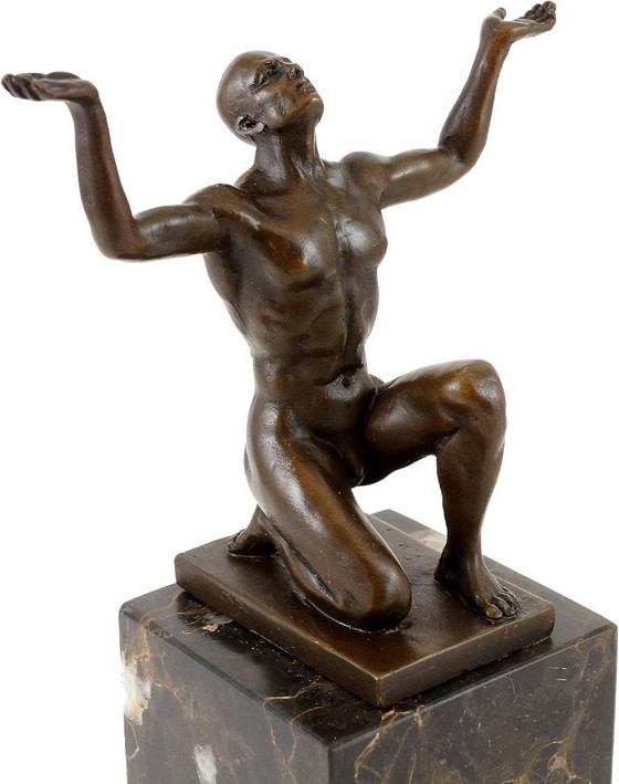 Image 1 of Bronzen beeld van de aanbiddende Adonis