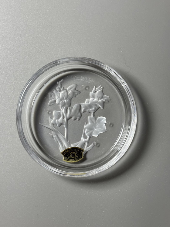 Image 1 of Coffret de 6 sous-verres en cristal Val Saint Lambert « Fleurs » – Motifs floraux – Style années 1950 – En boîte