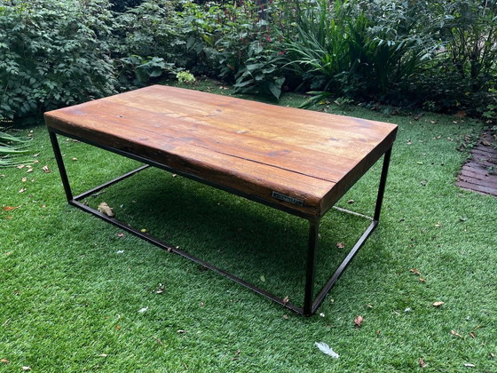 Image 1 of Tavolo super bello e robusto, in legno massiccio e acciaio!