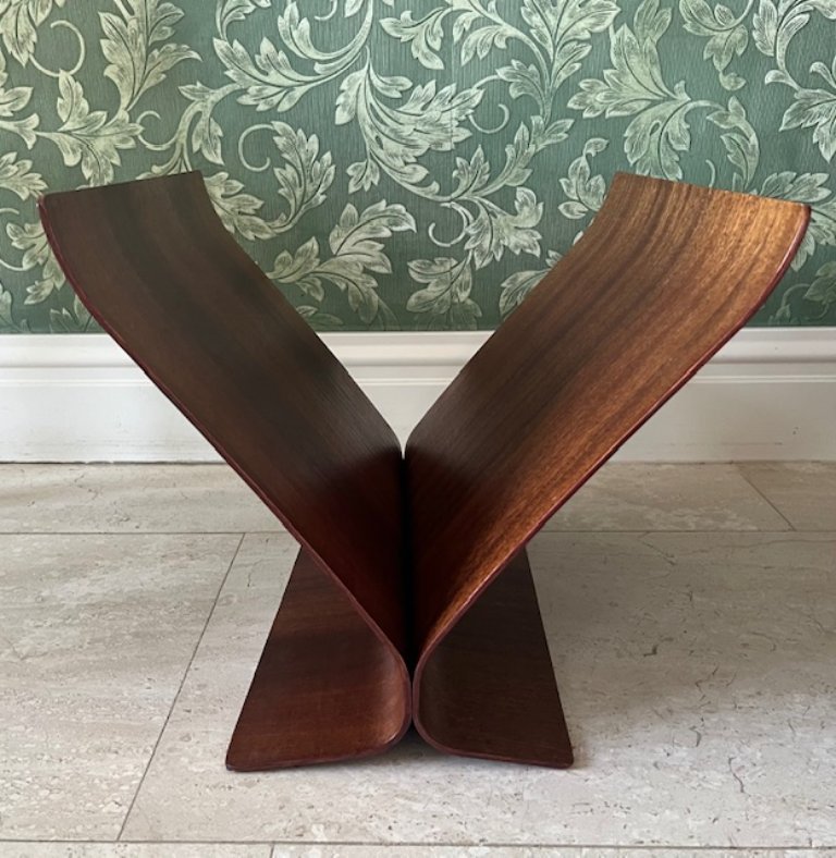 Vintage Umbra Magazine Rack in Bent Wood – Scandinavian Design