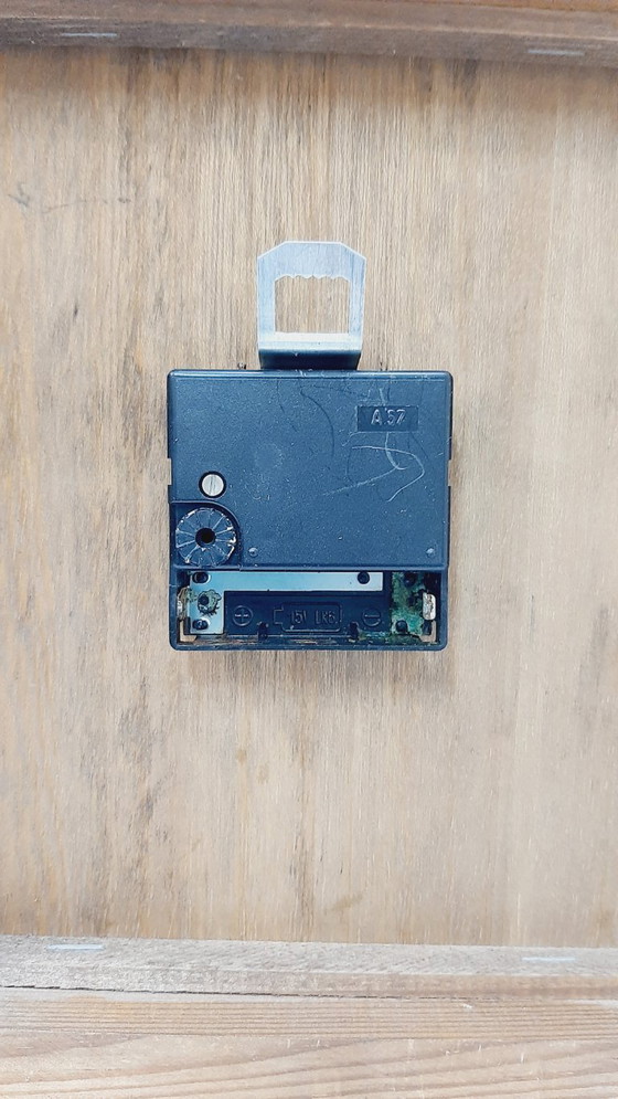 Image 1 of Vintage Weimar Quartz wall clock