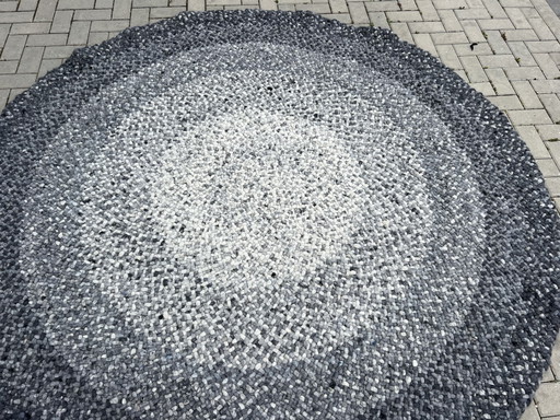 Perletta Roundabout Fade Gris
