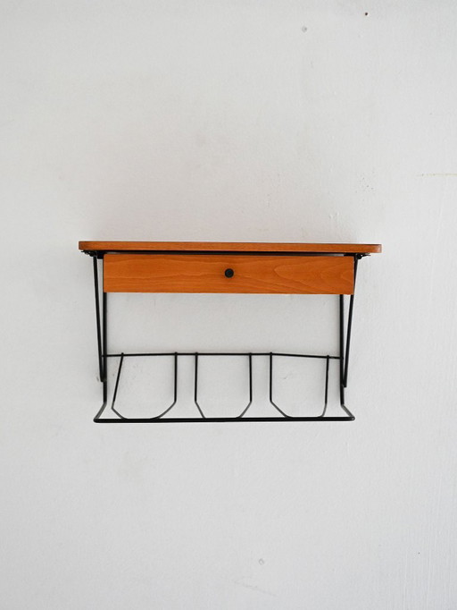 Comodino da parete scandinavo in teak e metallo nero, anni '60