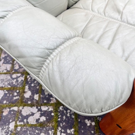 Image 1 of Canapé en cuir et teck d'Ekornes Norway, années 1980