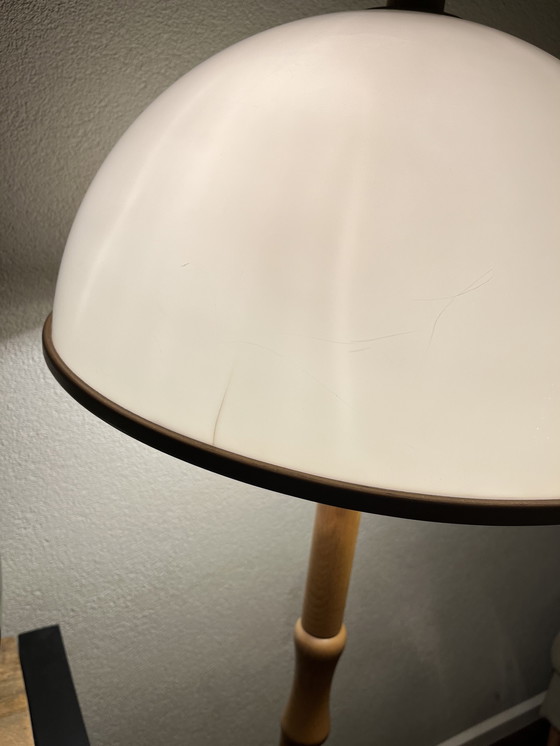 Image 1 of Lampada da terra vintage a forma di fungo con paralume in plastica