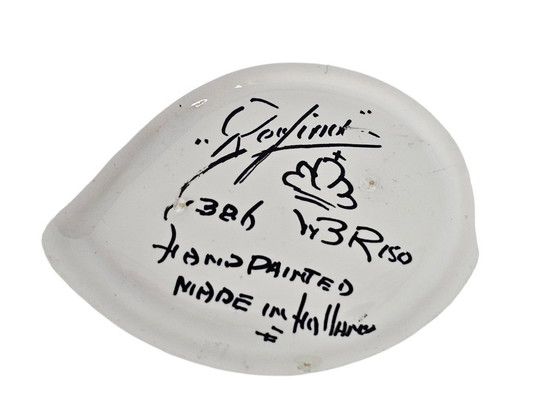 Image 1 of Regina - firma Van der Want & Barras - Floris Meydam - Kunstaardewerkfabriek - WB - handpainted - schaaltje - 1945-1970