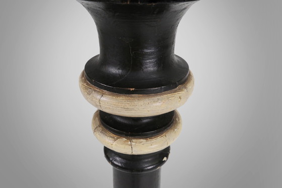 Image 1 of Grote antieke houten kerkkandelaar, Frankrijk, 1850