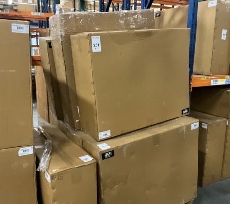 Image 1 of Juego de 2 percheros nuevos en caja