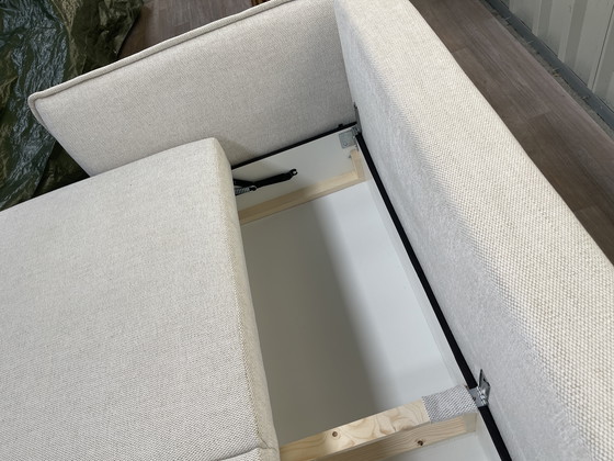 Image 1 of Divano letto con poggiapiedi