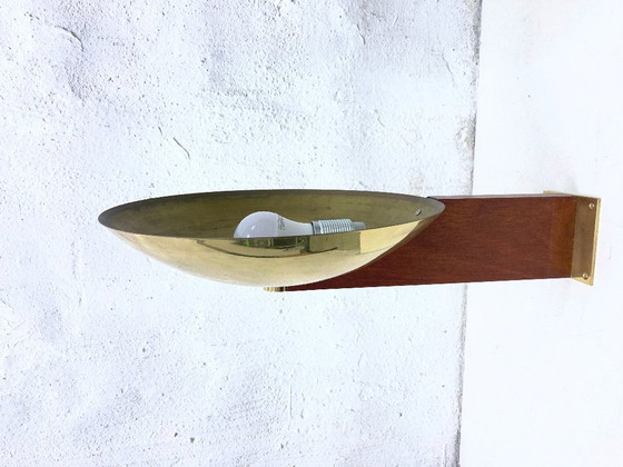 Image 1 of Lampada da parete Bauhaus in ottone e legno di Tecnolumen, disegnata da Eckhart Muthesius
