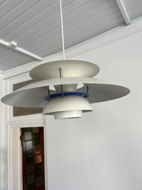 PH 5 Hanging Lamp – Poul Henningsen For Louis Poulsen – Pendant lamps, Aluminium (photo 5 of 17)