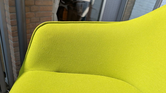 Image 1 of Vitra Softshell Plano Aguacate