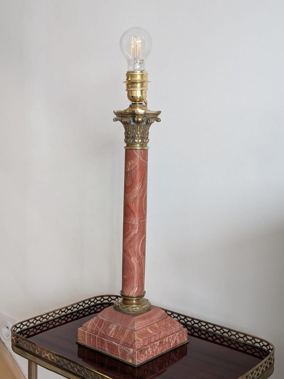 Elegant Neoclassical Column Lamp in Marble and Bronze, Table lamps, Stone, Gold (photo 4 of 13)