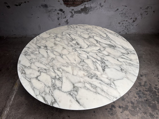 Image 1 of Iconic Design Dining Table – Eero Saarinen for Knoll – Marble – Round 137 cm