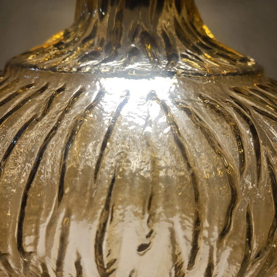 Image 1 of Lampada a sospensione vintage in vetro ambrato iridescente degli anni '60-'70