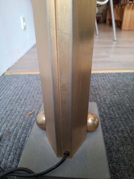 Image 1 of Lampadaire moderniste par " kazuhide takahama "