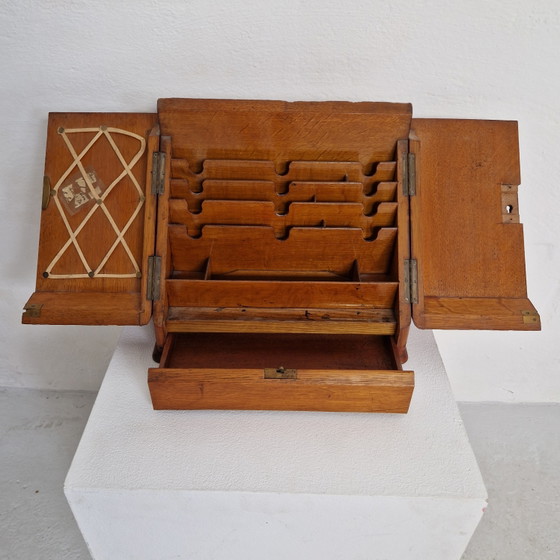 Image 1 of Armoire ancienne en bois, armoire à écrire