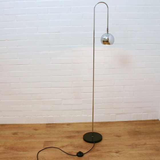 Image 1 of Vintage Nederlandse Chromen Boogvloerlamp | Minimalistisch Design | Jaren 60