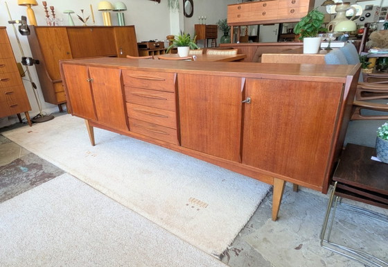 Image 1 of Vintage sideboard, dressoir van Gustav Sänger.