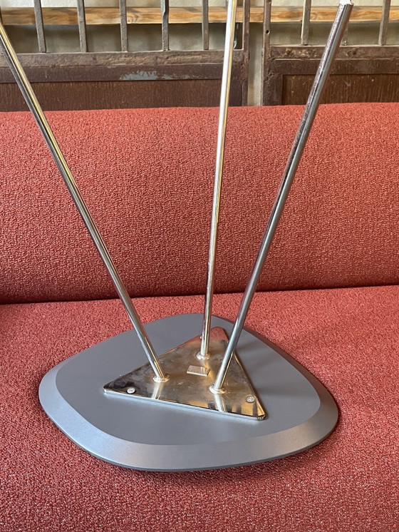 Image 1 of Leolux Liliom side table anthracite lacquer