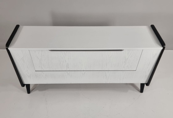 Image 1 of Vintage commode van essenhout, jaren 70