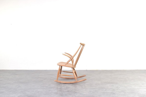 Image 1 of Fauteuil à bascule en chêne style Mid-Century par Illum Wikkelsø pour Niels Eilersen, années 1950.