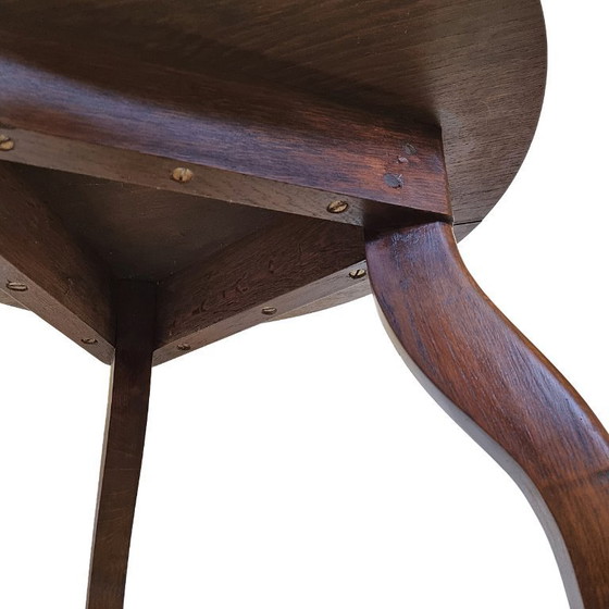 Image 1 of Mesa trípode francesa de roble estilo Art Nouveau, principios del siglo XX.