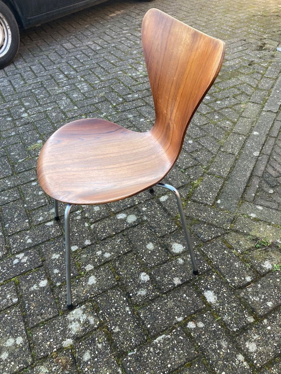 Image 1 of Fritz Hansen - Chaise papillon en palissandre 1964