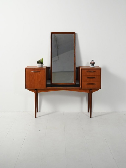 Vanity di Svante Skogh per Slutarps