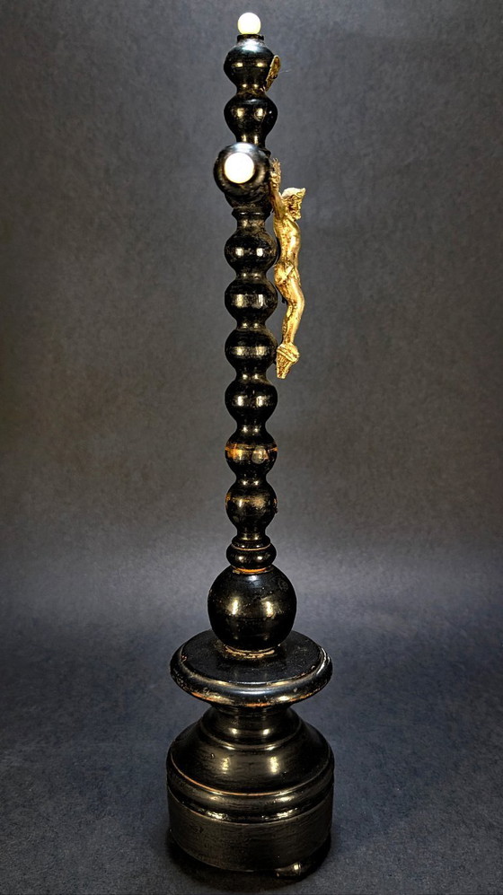 Image 1 of Croce antica restaurata in legno nero e metallo argentato, raffigurante Cristo in stile Napoleone III.