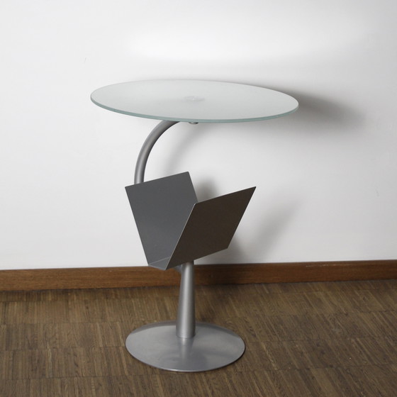 Image 1 of Design bijzettafel met lectuurbak – Minimalistisch/Jaren '90