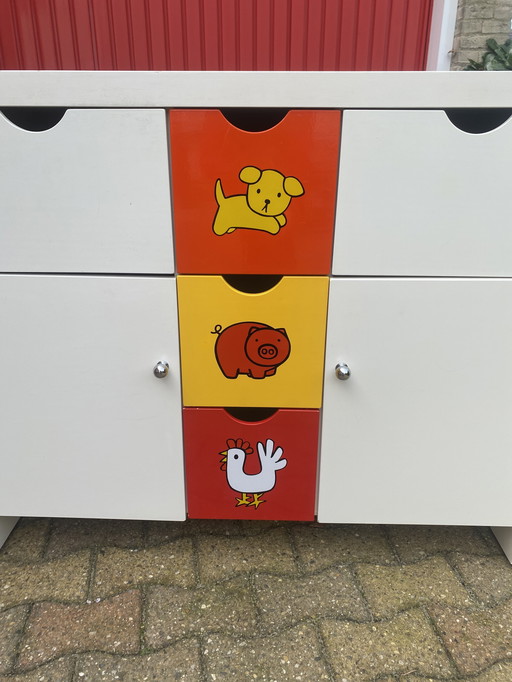 Commode unique