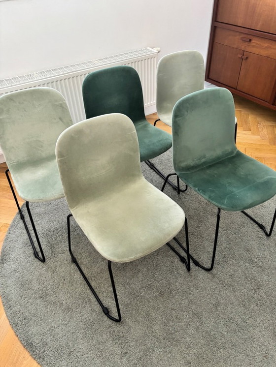 Image 1 of 5 chaises de salle à manger meublées