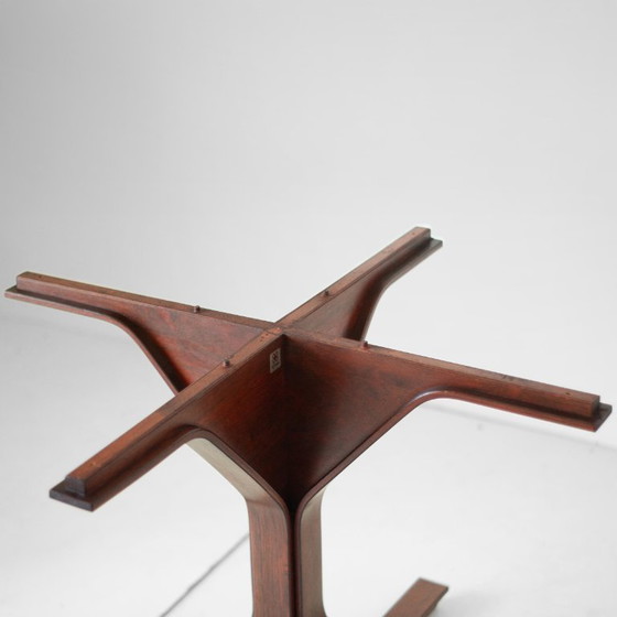 Image 1 of 1x Tavolo da pranzo rotondo in legno di design, modello 522 di Gianfranco Frattini per Bernini