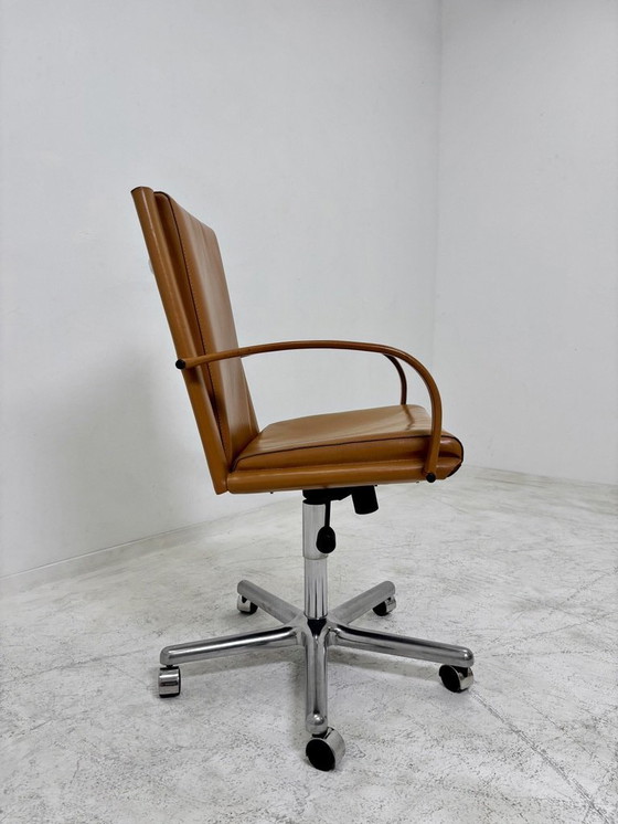 Image 1 of Matteo Grassi Tito Agnoli Bureaustoel