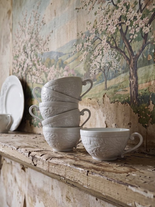 Juego de 6 tazas de porcelana blanca Bernardaud Limoges con diseño Louvre. – servies, Porcelain (photo 2 of 12)
