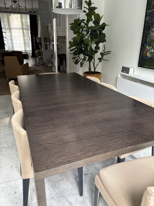 Table de salle à manger Maxalto et chaises Maxalto assorties (8)