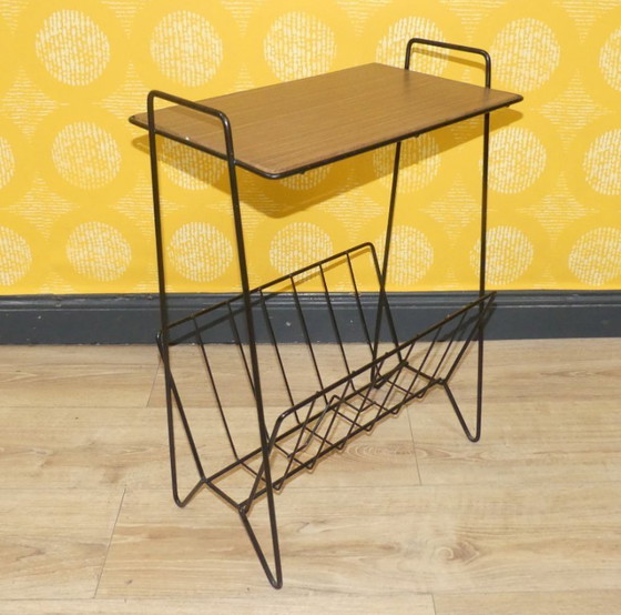 Image 1 of edicola anni '60 in corde, look teak, metallo nero, tavolo per giornali, vintage retrò