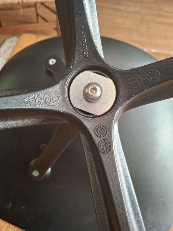 Image 1 of 6 chaises CHISTERA de Roche Bobois