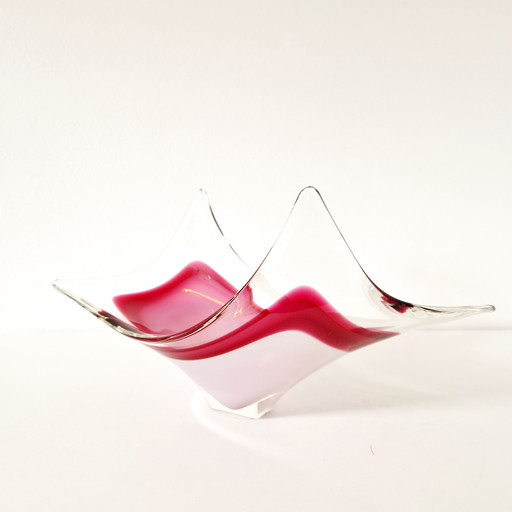 Vintage Murano pink red glass bowl mouth-blown
