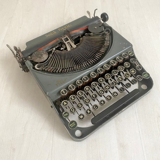 Smith Premier Portable Typewriter 1930