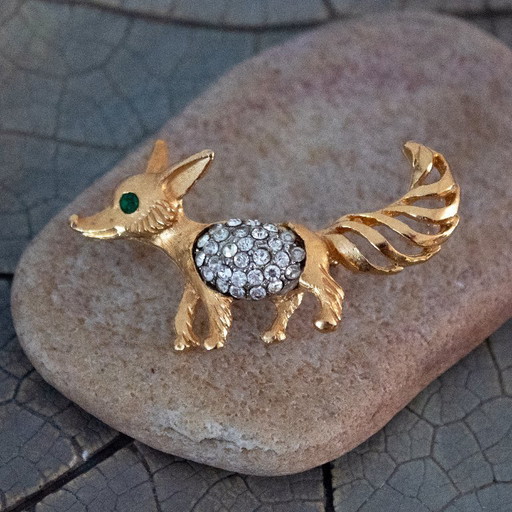 Broche renard vintage : métal doré et strass