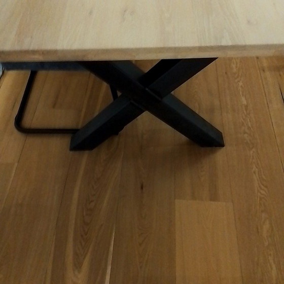 Image 1 of Table de salle à manger en tronc d'arbre de marque privée - 180 x 98