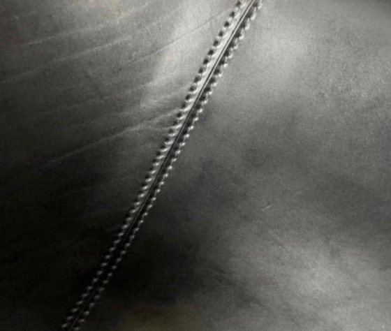 B&B Italia Mart fauteuil, ontwerp van Antonio Citterio, 2003 – Chrome, Leather (photo 7 of 11)