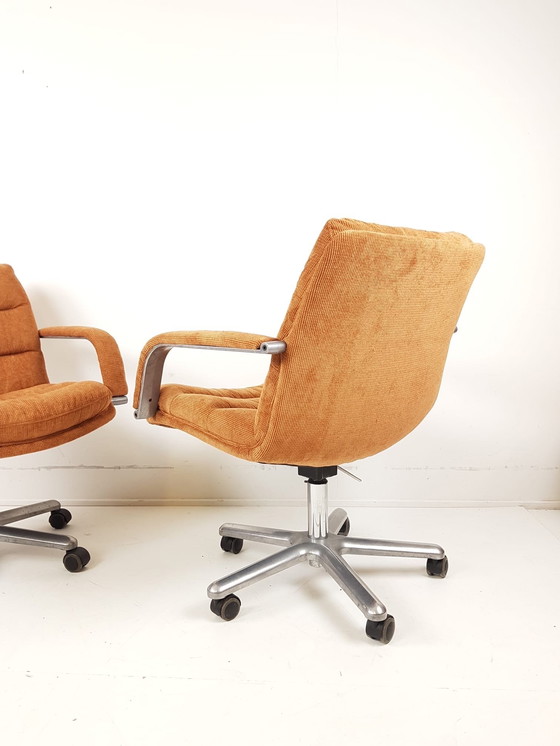 Image 1 of Deux chaises de bureau Artifort vintage | Chaise de bureau G. Harcourt